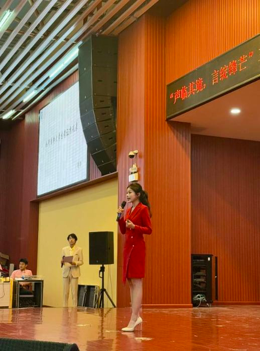 千人千面 破茧焕新——大学成长记（十四)